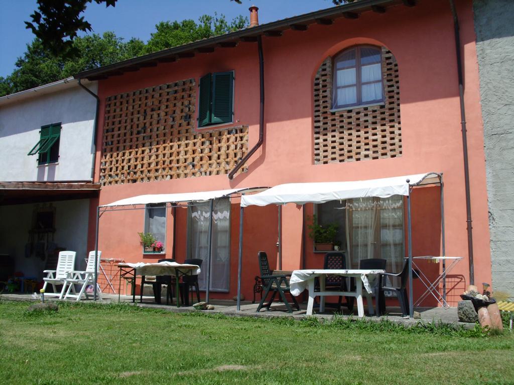 Agriturismo Ca Rossano Villa Licciana Nardi Luaran gambar