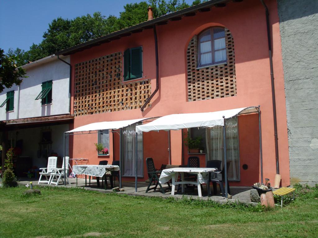 Agriturismo Ca Rossano Villa Licciana Nardi Luaran gambar