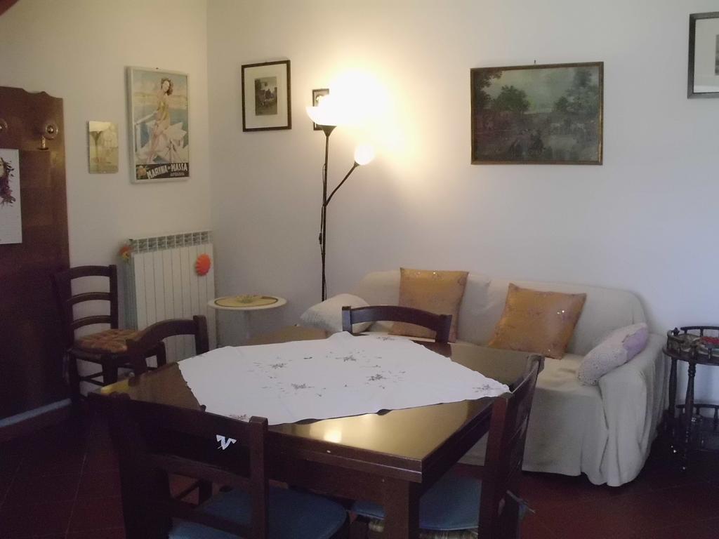 Agriturismo Ca Rossano Villa Licciana Nardi Luaran gambar
